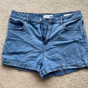 PacSun Mom Short